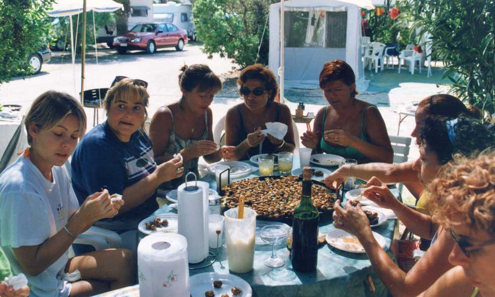 08 - 2000-07-04 - caracolada - Noemi - Mercedes y amigos